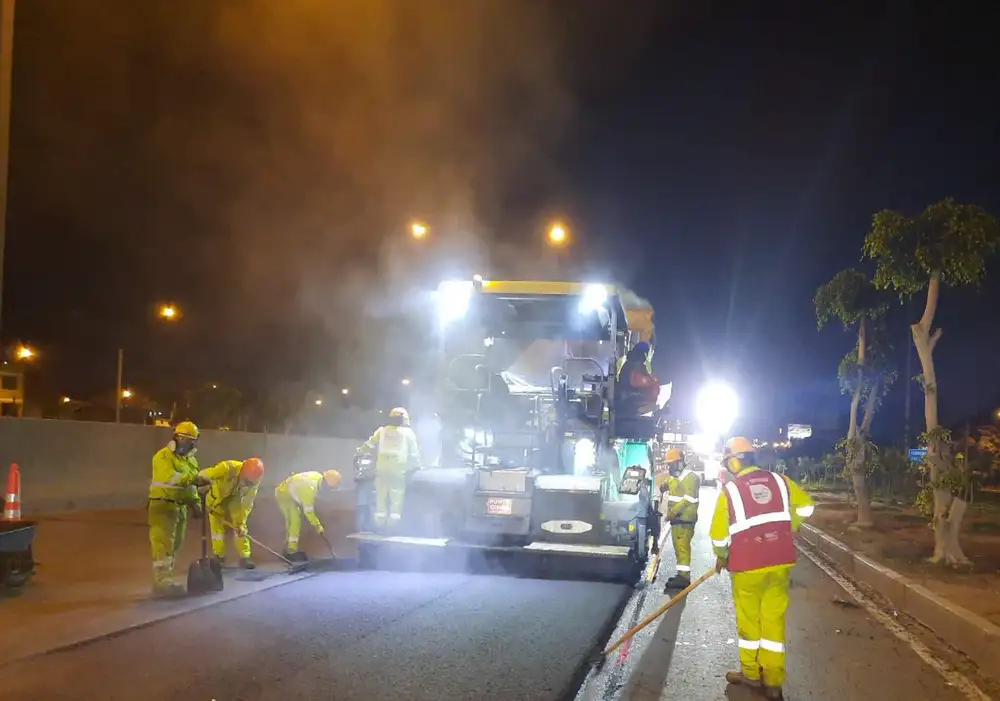 Recapeo Panamericana sur con mezcla SMA, Lima, Perú