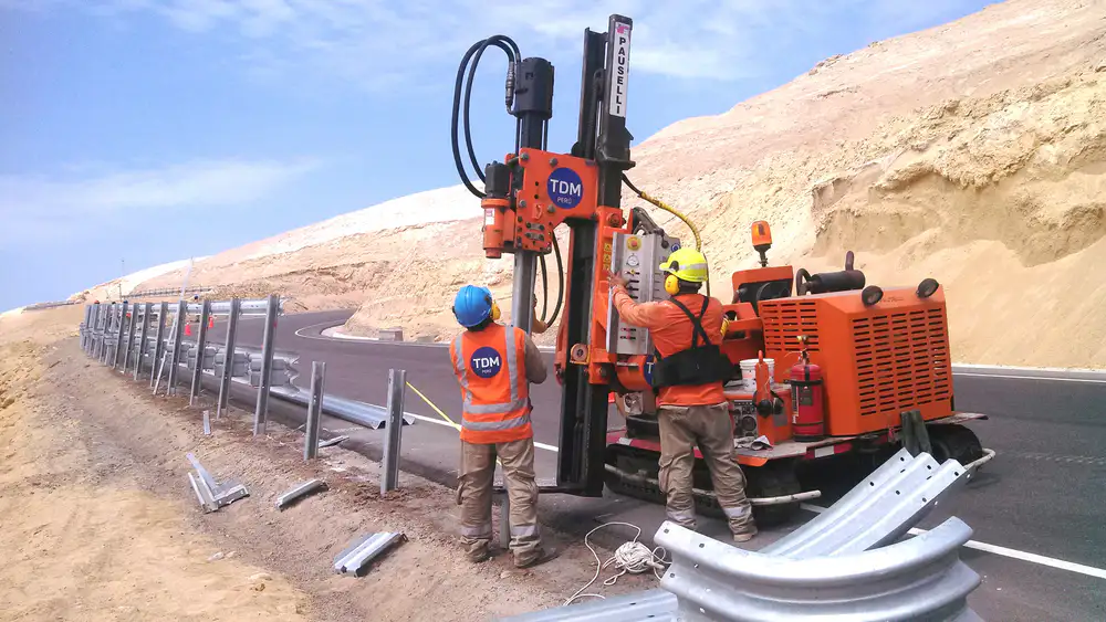 Barreras metálicas certificadas 