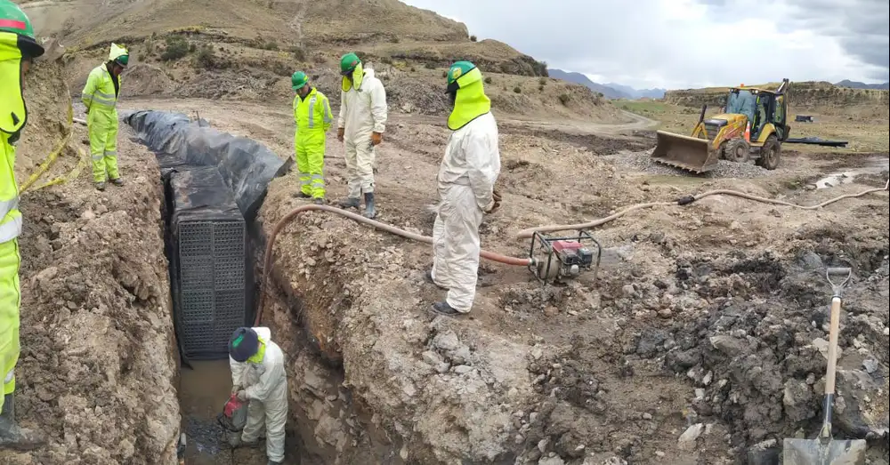 Drenajes transversales y longitudinales