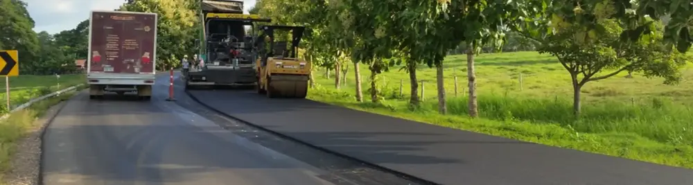 Geogrelhas para reflexão de fissuras
